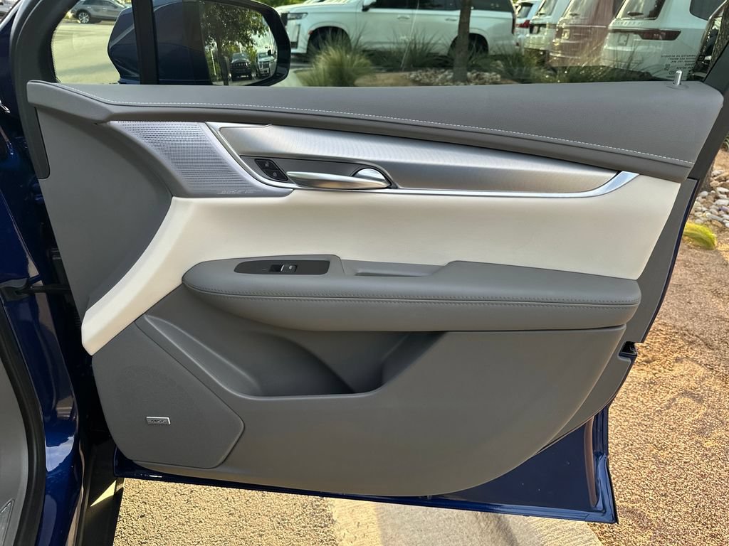 Used 2024 Cadillac XT5 Premium Luxury w/ Technology Package FWD image 35