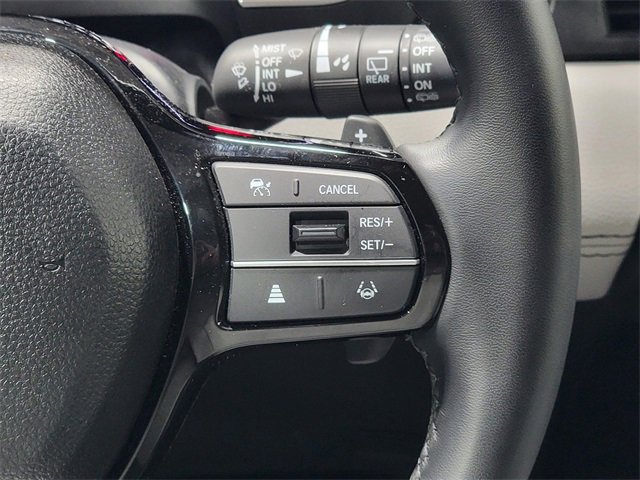 Used 2025 Honda Pilot EX-L image 27