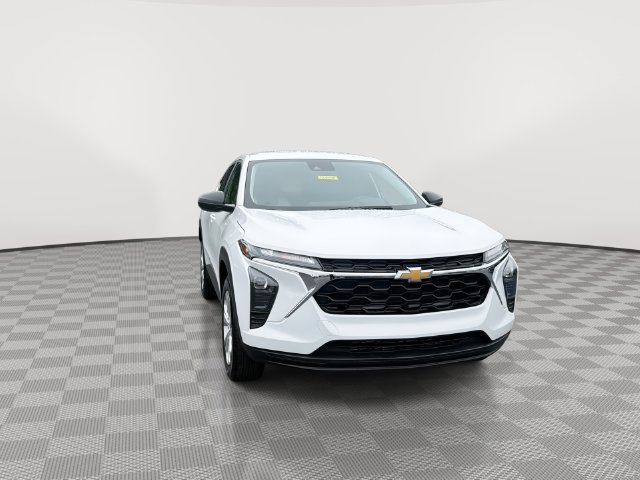 Certified 2026 Chevrolet Trax LS FWD image 4