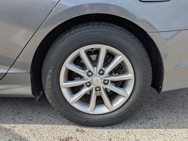 Used 2018 Hyundai Sonata SE FWD image 14