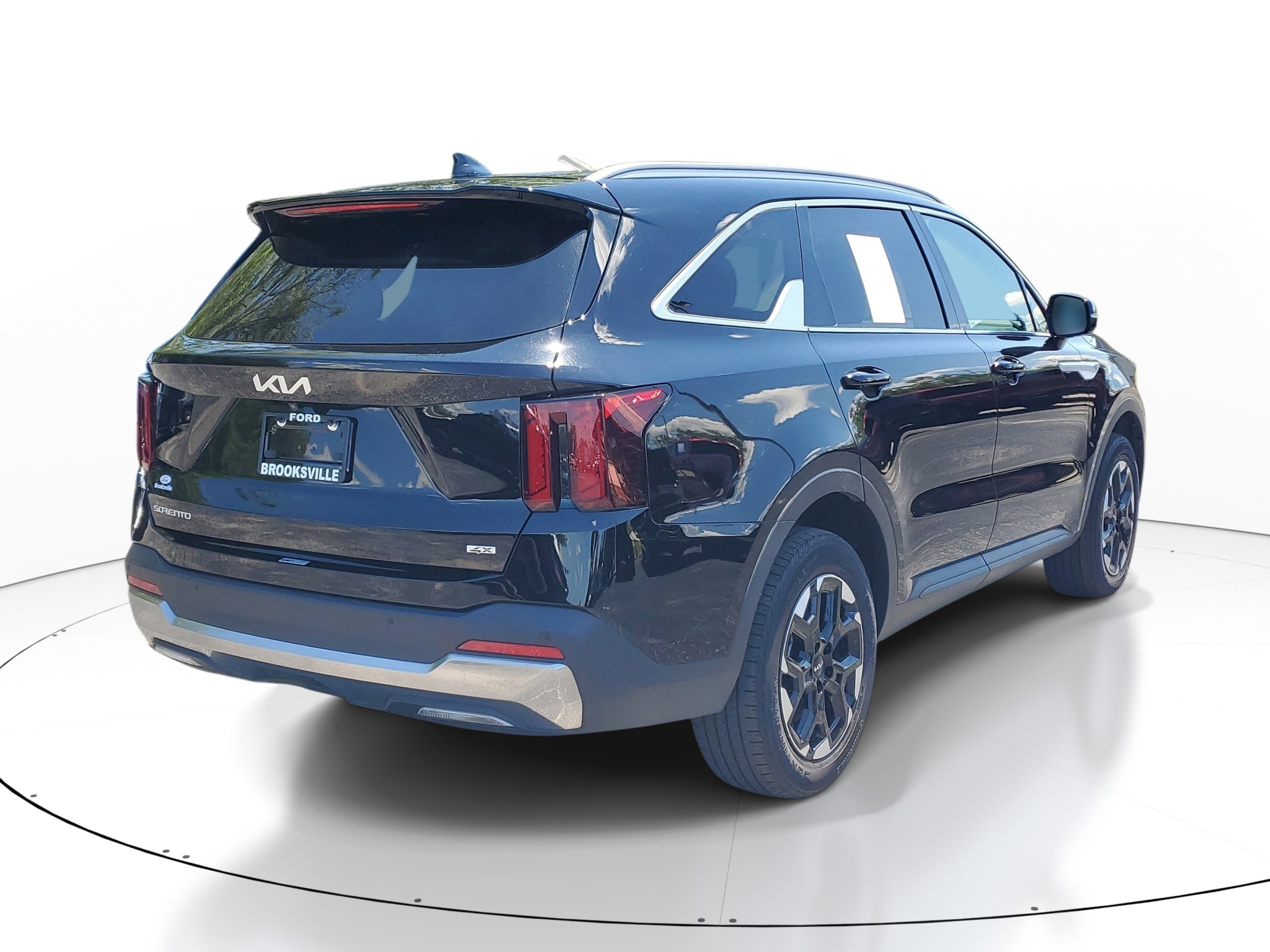 Used 2024 Kia Sorento S AWD/4WD image 6