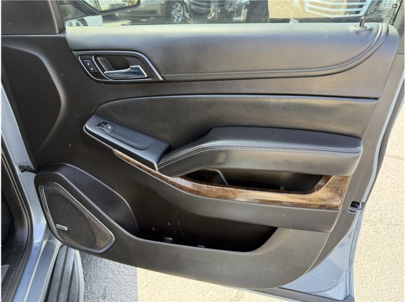 Used 2016 Chevrolet Suburban LT w/ Max Trailering Package RWD image 33