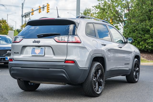 Used 2019 Jeep Cherokee Latitude Plus AWD/4WD image 5
