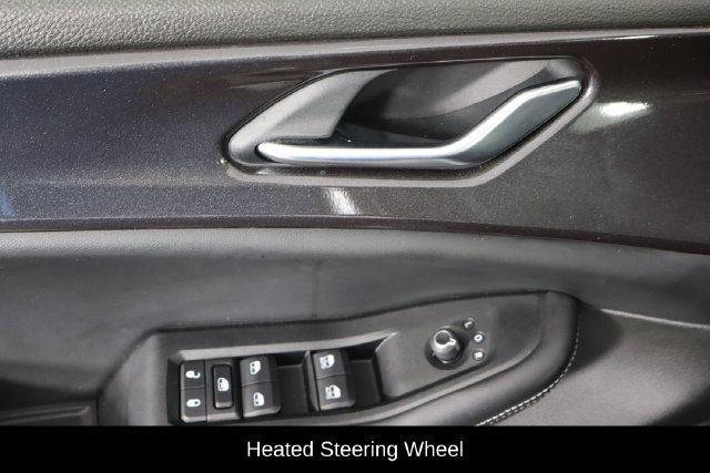 Used 2023 Jeep Grand Cherokee L Laredo AWD/4WD image 21