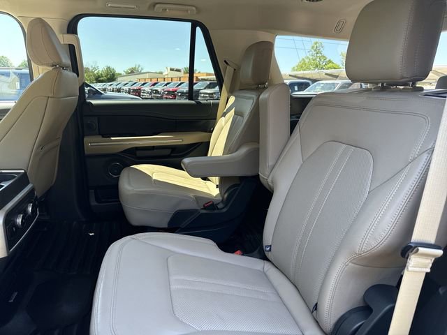 Used 2024 Ford Expedition Limited AWD/4WD image 23