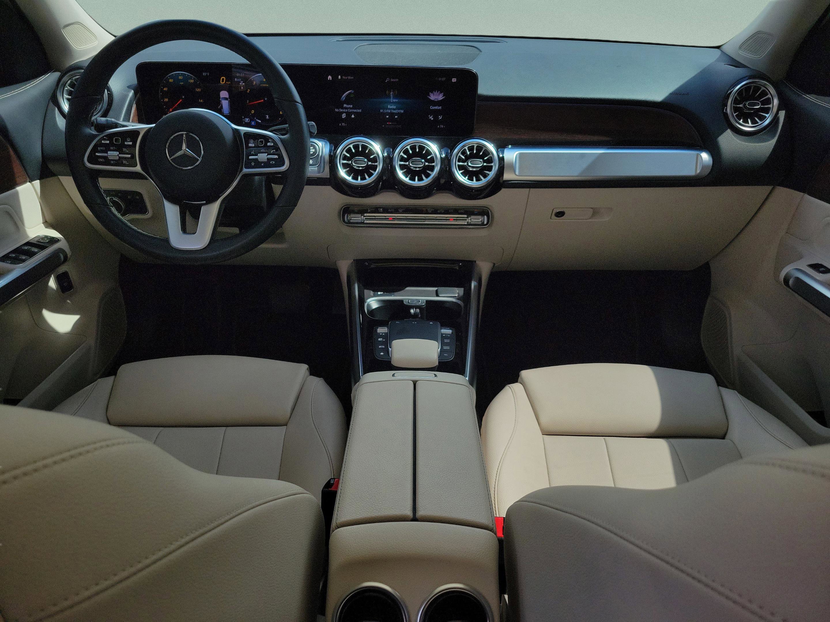 Used 2023 Mercedes-Benz GLB 250 4MATIC image 11