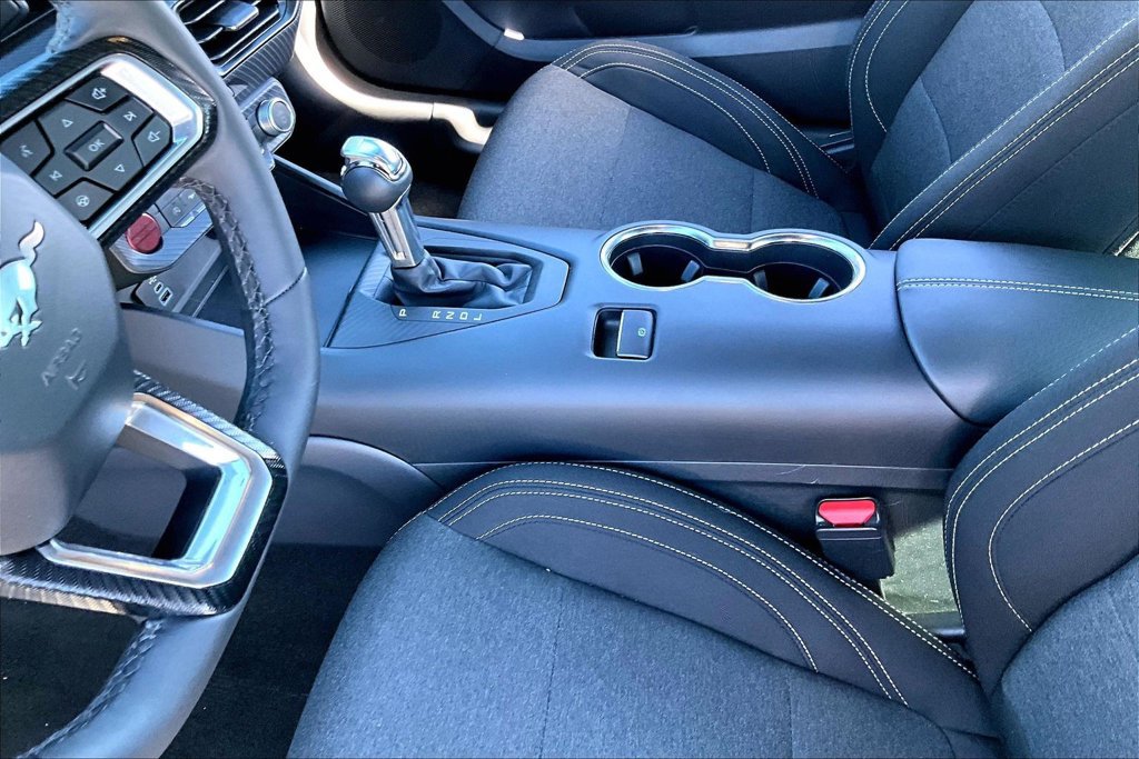 Used 2024 Ford Mustang Coupe RWD image 15