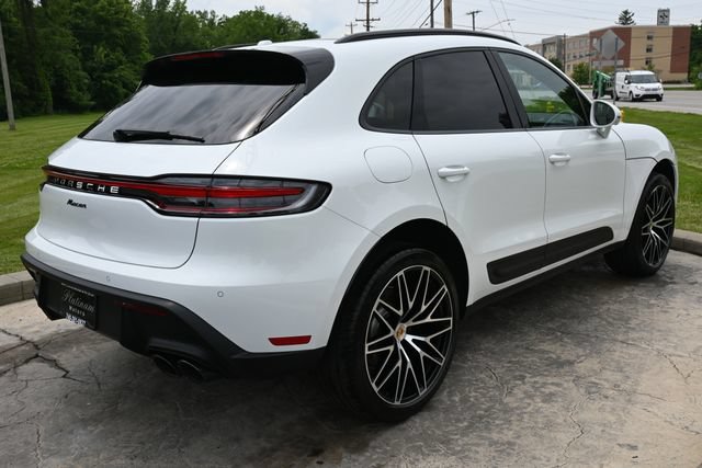 Used 2026 Porsche Macan AWD/4WD image 5