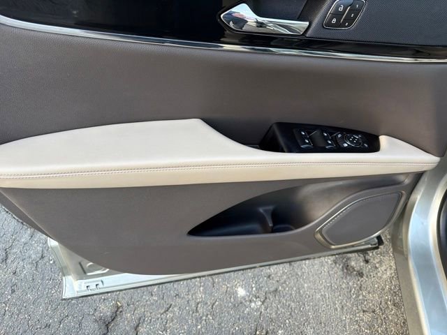 Used 2023 Lincoln Nautilus Reserve image 14