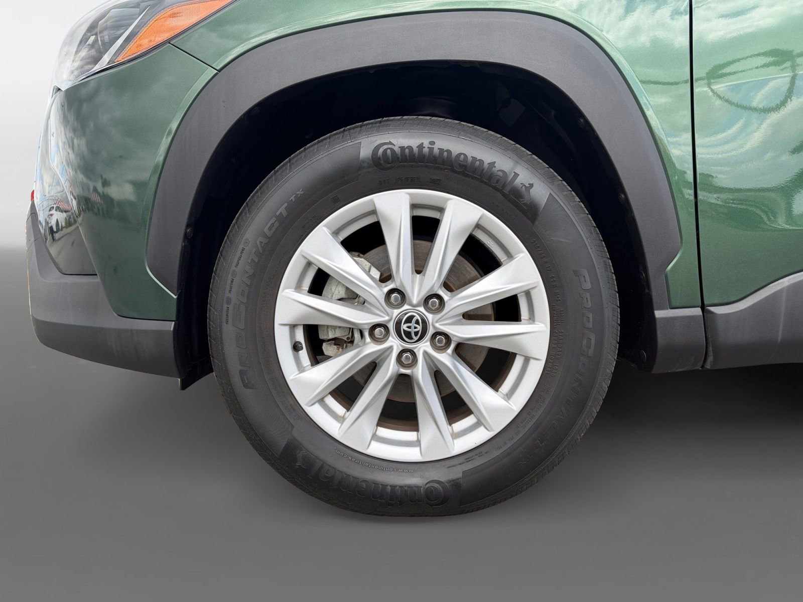 Certified 2023 Toyota Corolla Cross LE AWD/4WD image 14