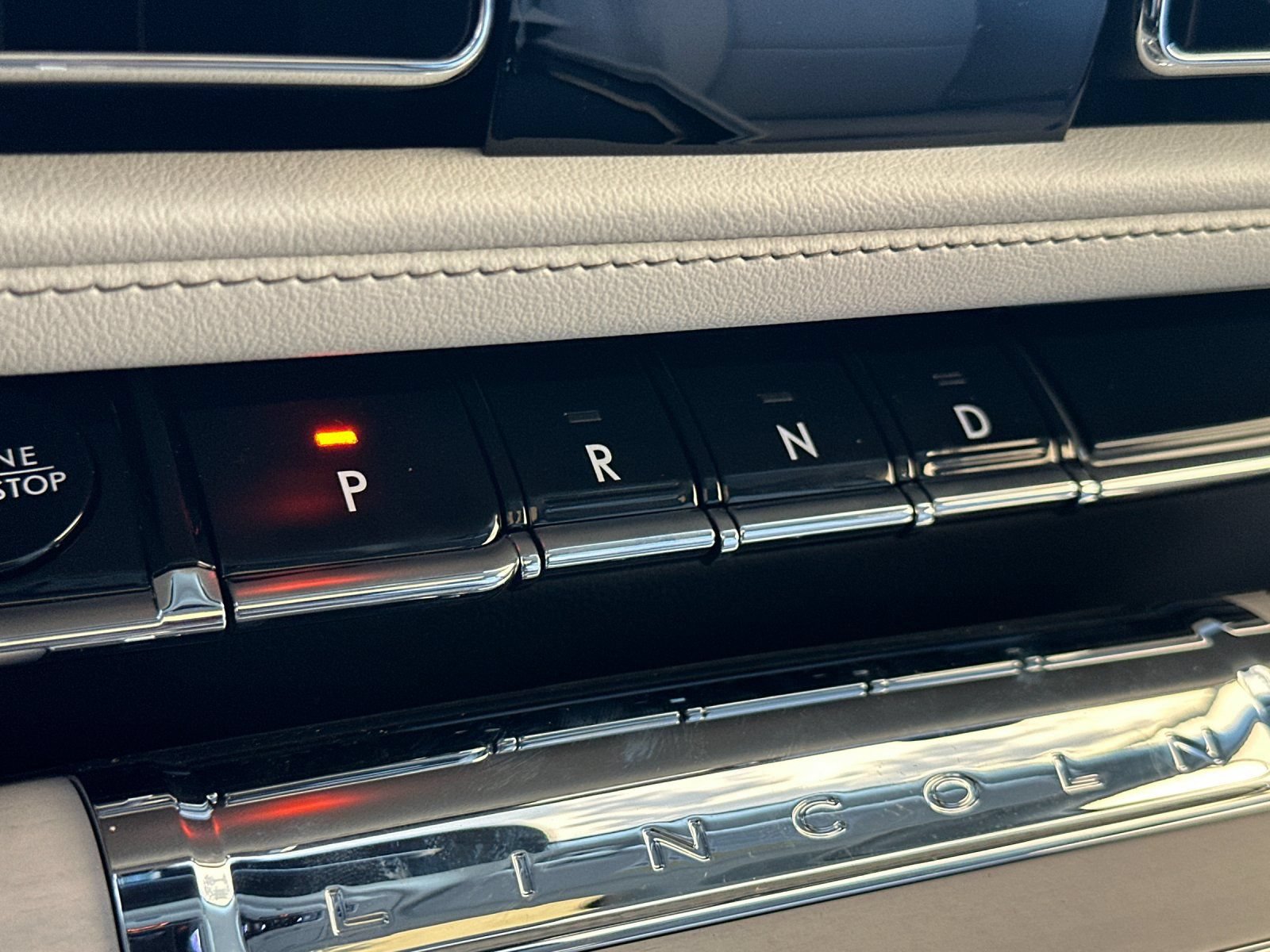 New 2026 Lincoln Aviator Reserve AWD/4WD image 22