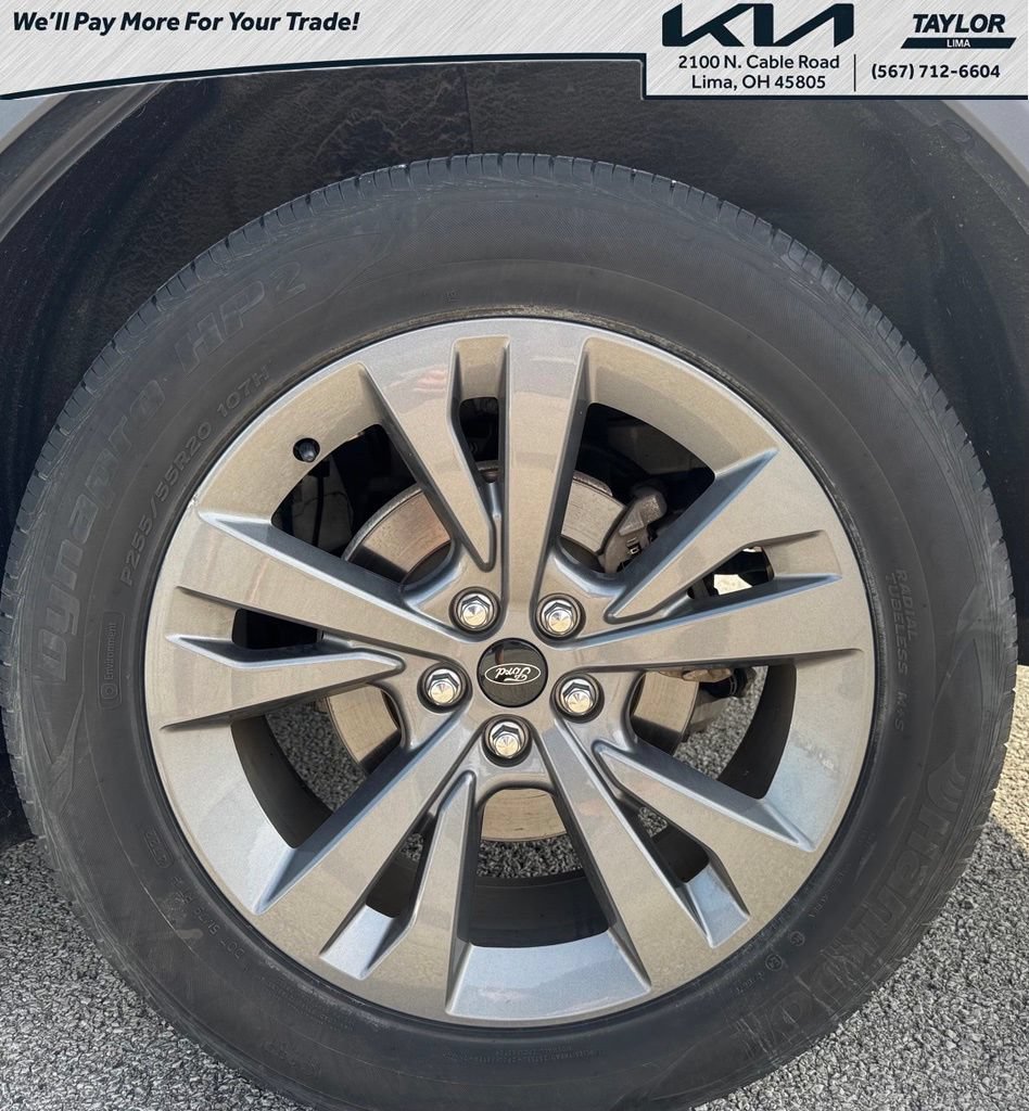 Used 2021 Ford Explorer XLT w/ Equipment Group 202A AWD/4WD image 15