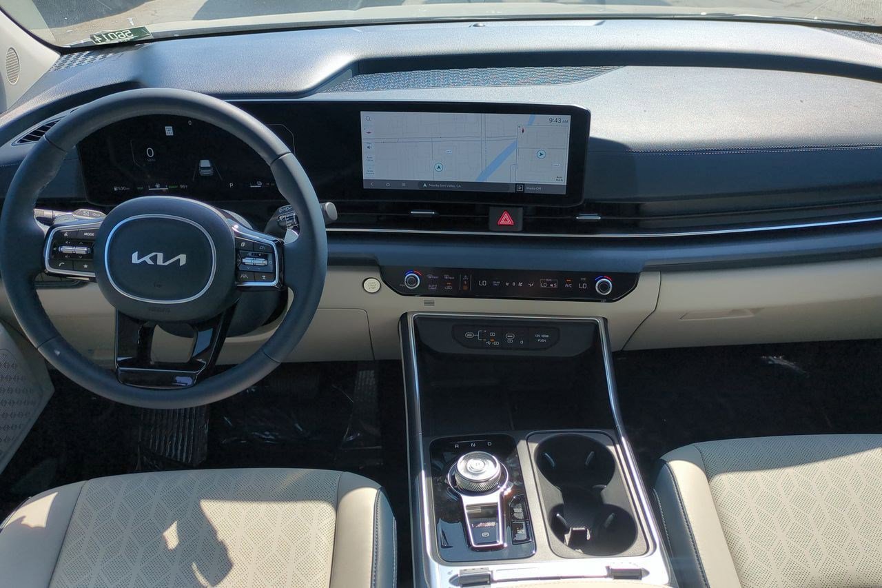 New 2026 Kia Carnival SX image 21