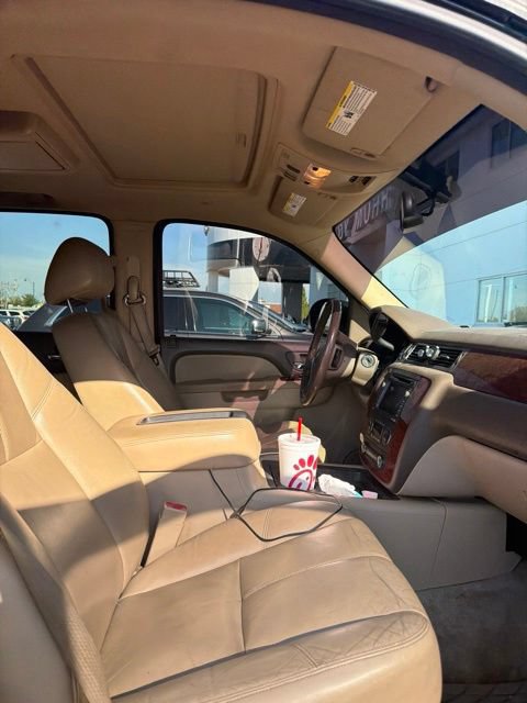 Used 2011 Chevrolet Tahoe LT AWD/4WD image 5