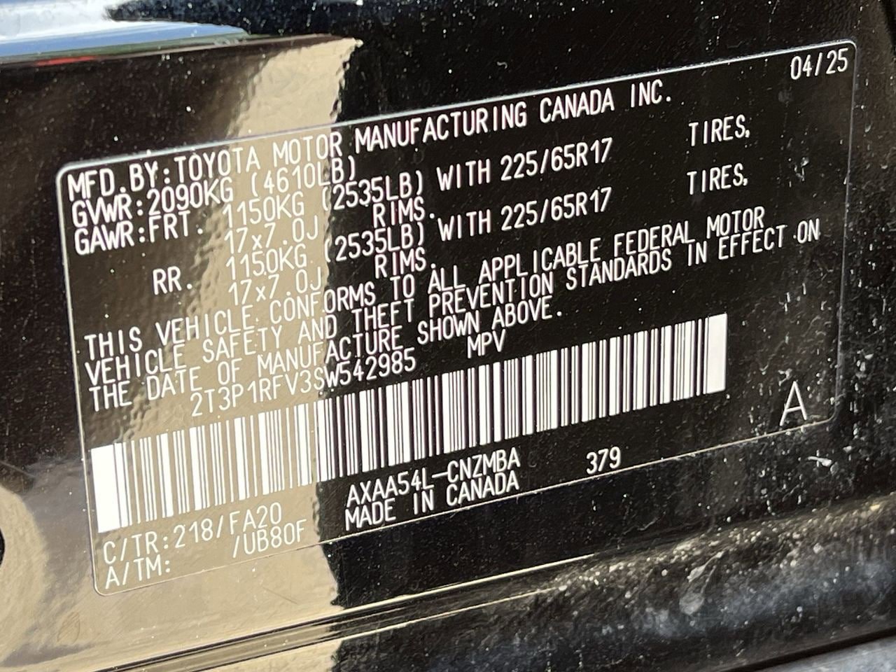 Used 2025 Toyota RAV4 XLE AWD/4WD image 30