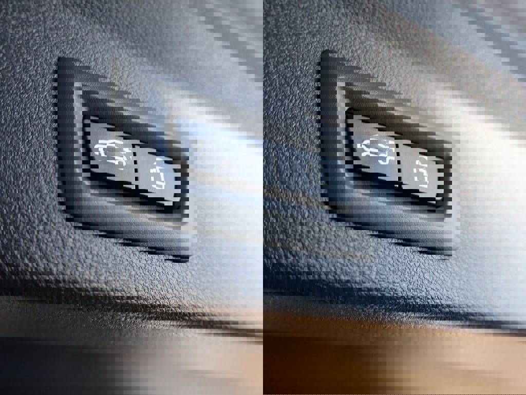 Used 2020 BMW X3 xDrive30i w/ Premium Package image 17