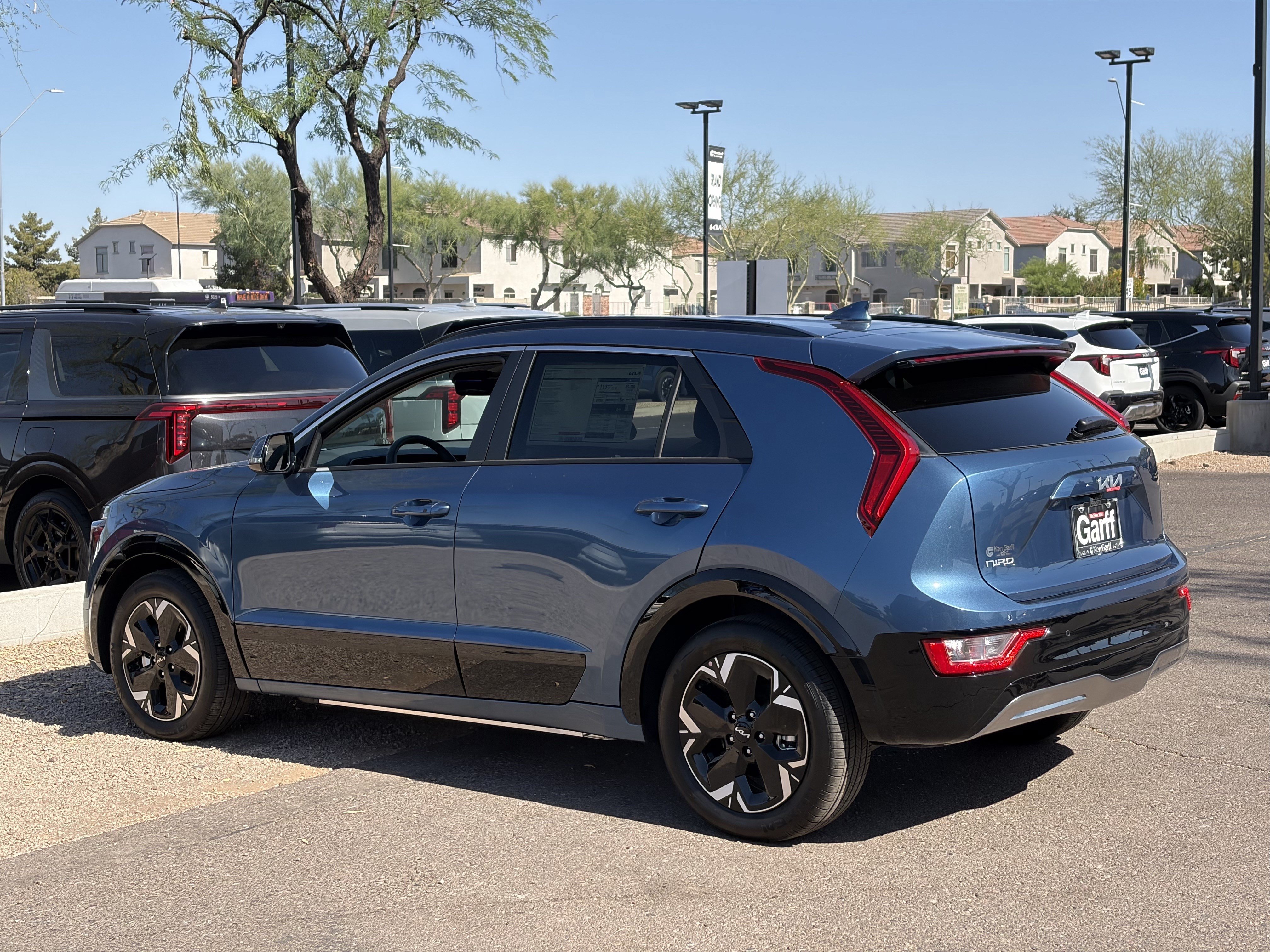 New 2026 Kia Niro Wind w/ Wind Preserve Package FWD image 3