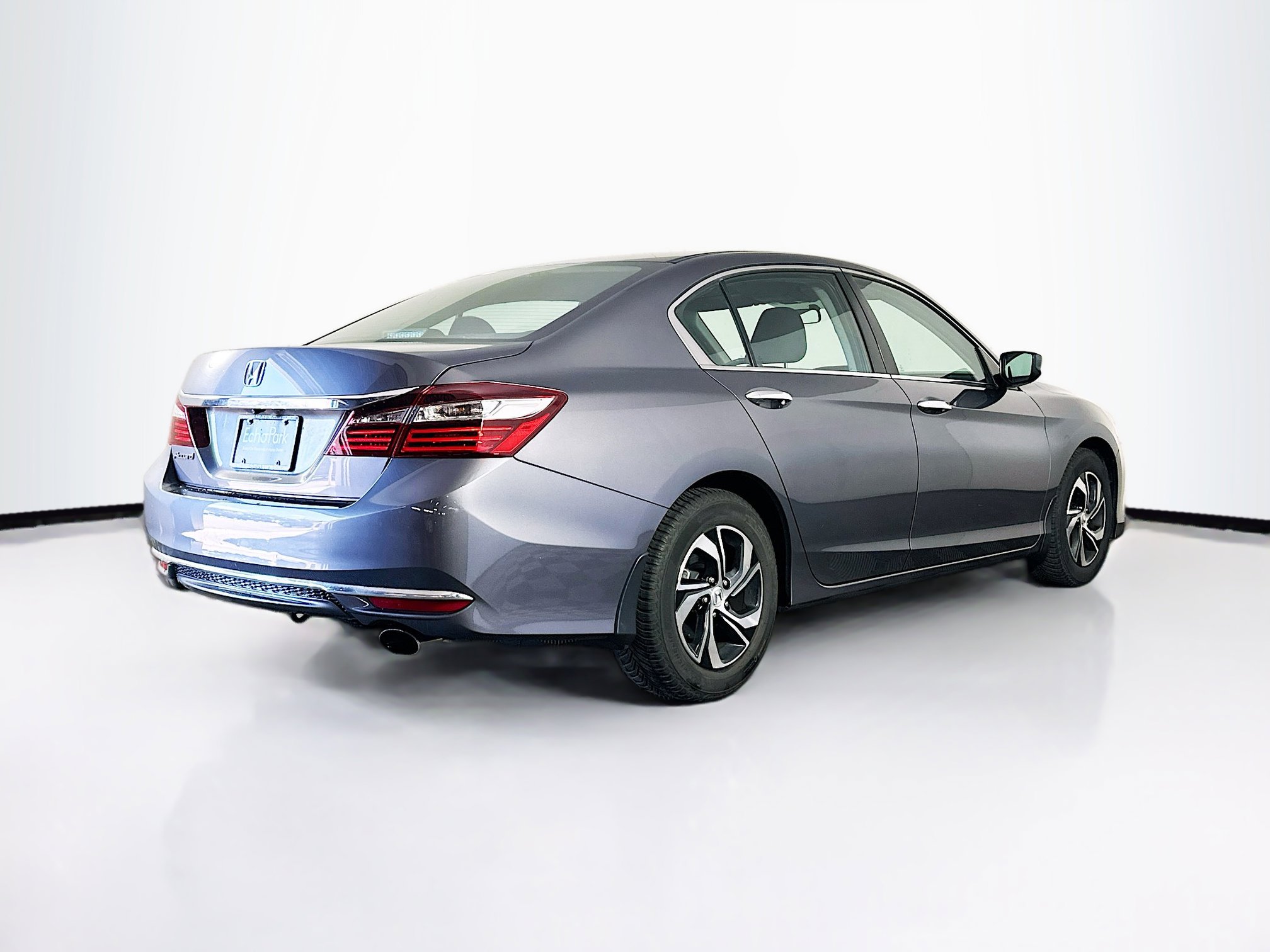Used 2016 Honda Accord LX image 9