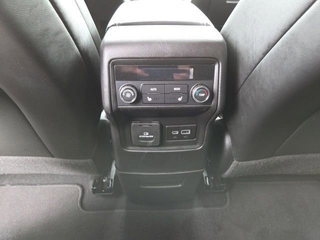 Used 2023 GMC Acadia Denali w/ Denali Technology Package image 24