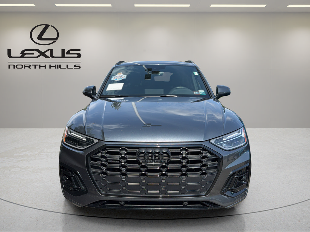 Used 2024 Audi Q5 e Premium Plus AWD/4WD image 2