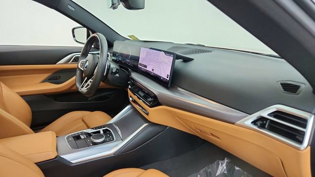 Used 2025 BMW M440i Coupe image 21