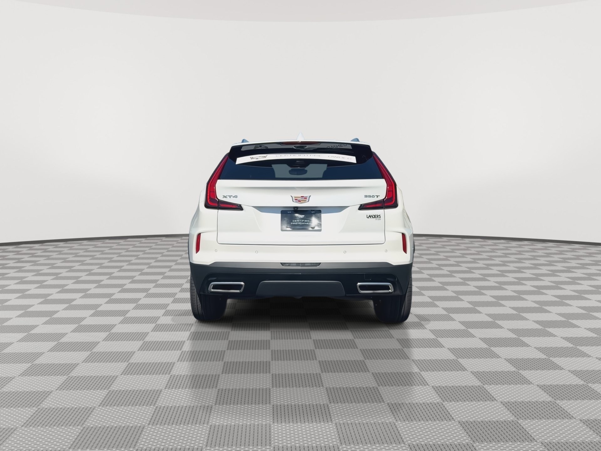 Used 2025 Cadillac XT4 Premium Luxury w/ Technology Package FWD image 7