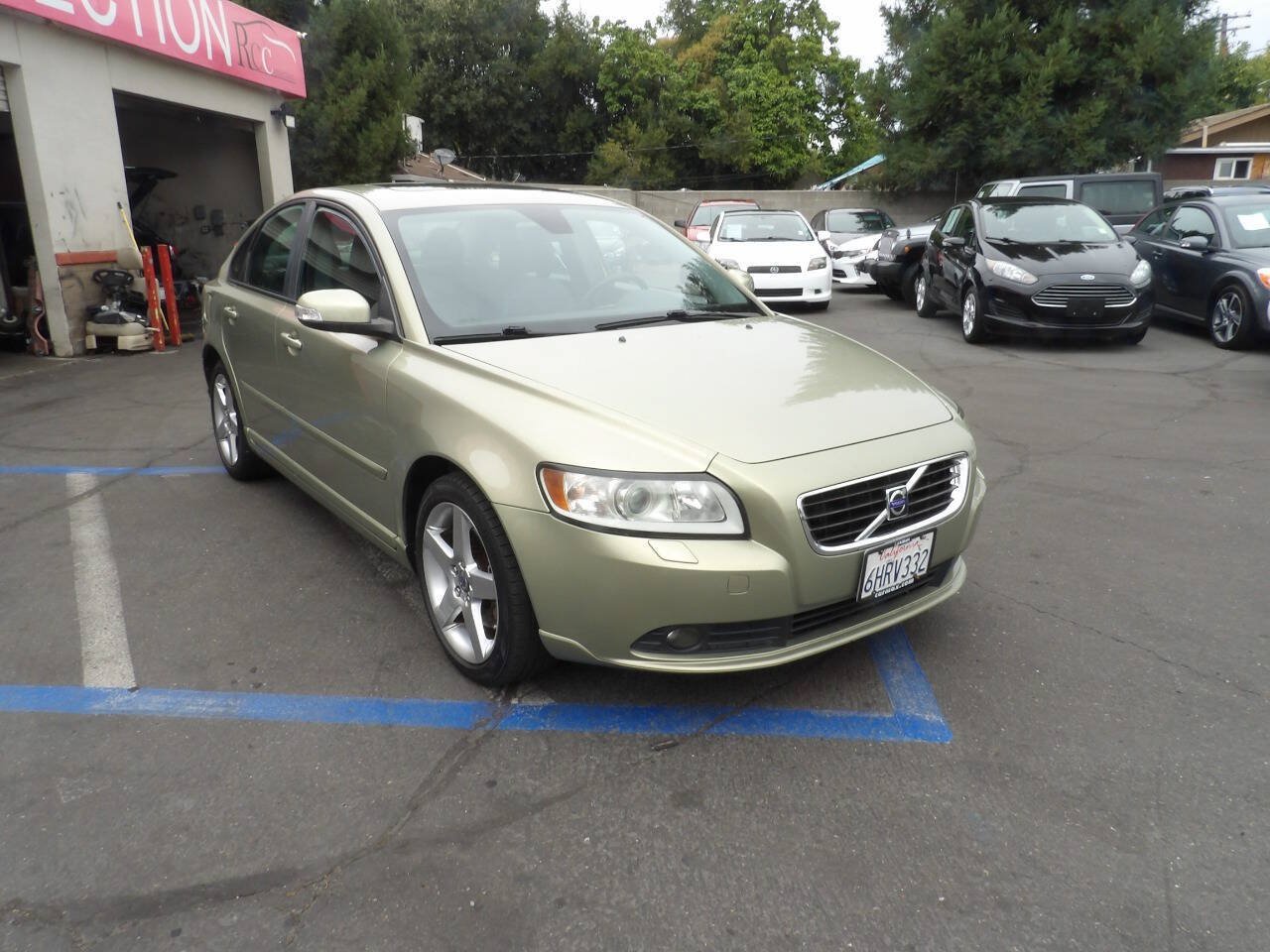 Used 2008 Volvo S40 2.4i FWD image 2