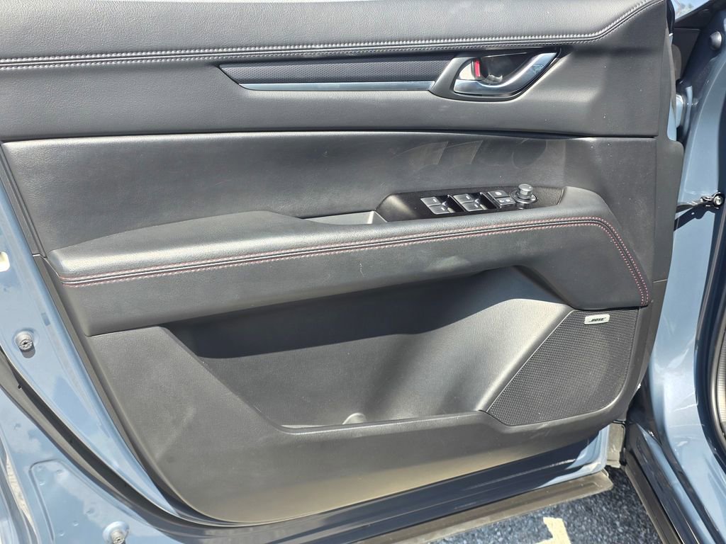 Used 2025 MAZDA CX-5 Carbon Edition image 13
