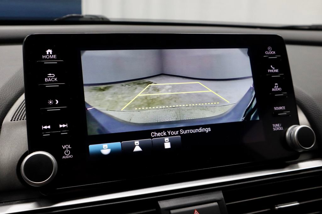 Used 2022 Honda Accord Sport image 2