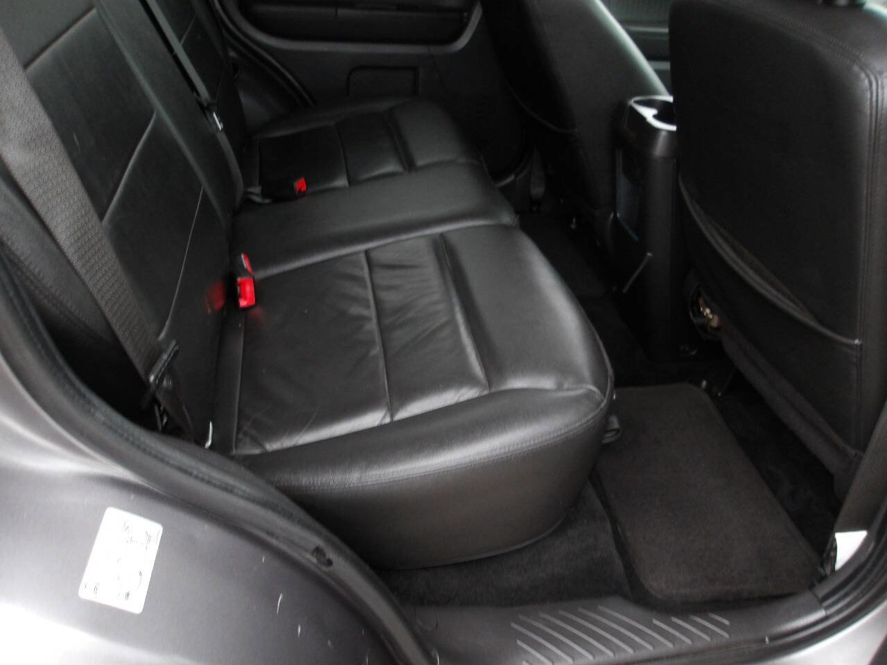 Used 2011 Ford Escape Limited image 23