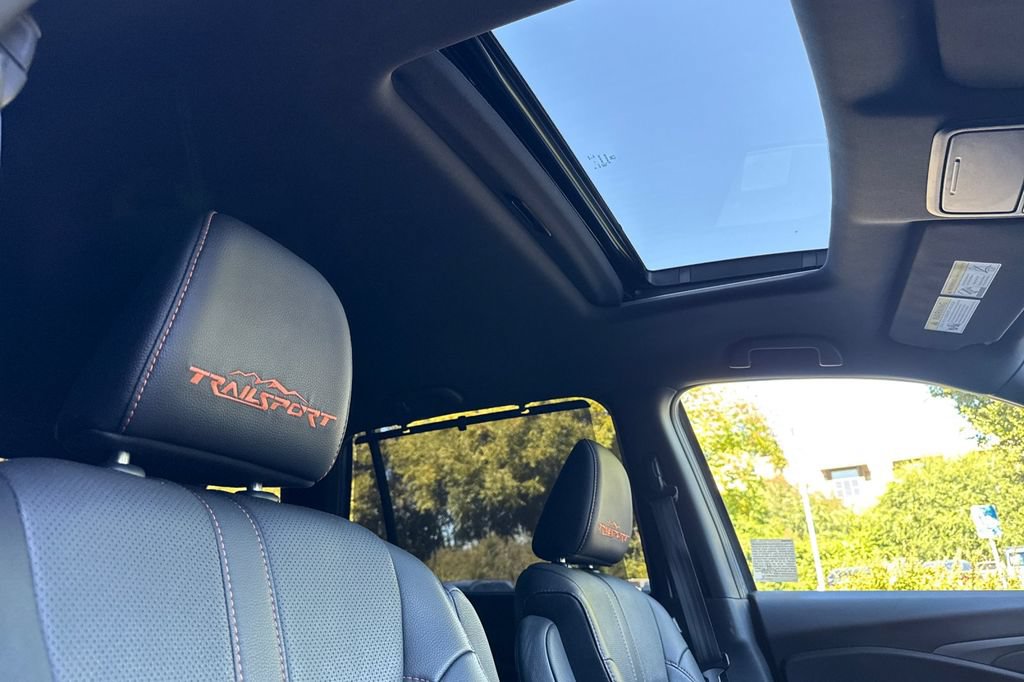 Certified 2023 Honda Passport TrailSport image 18