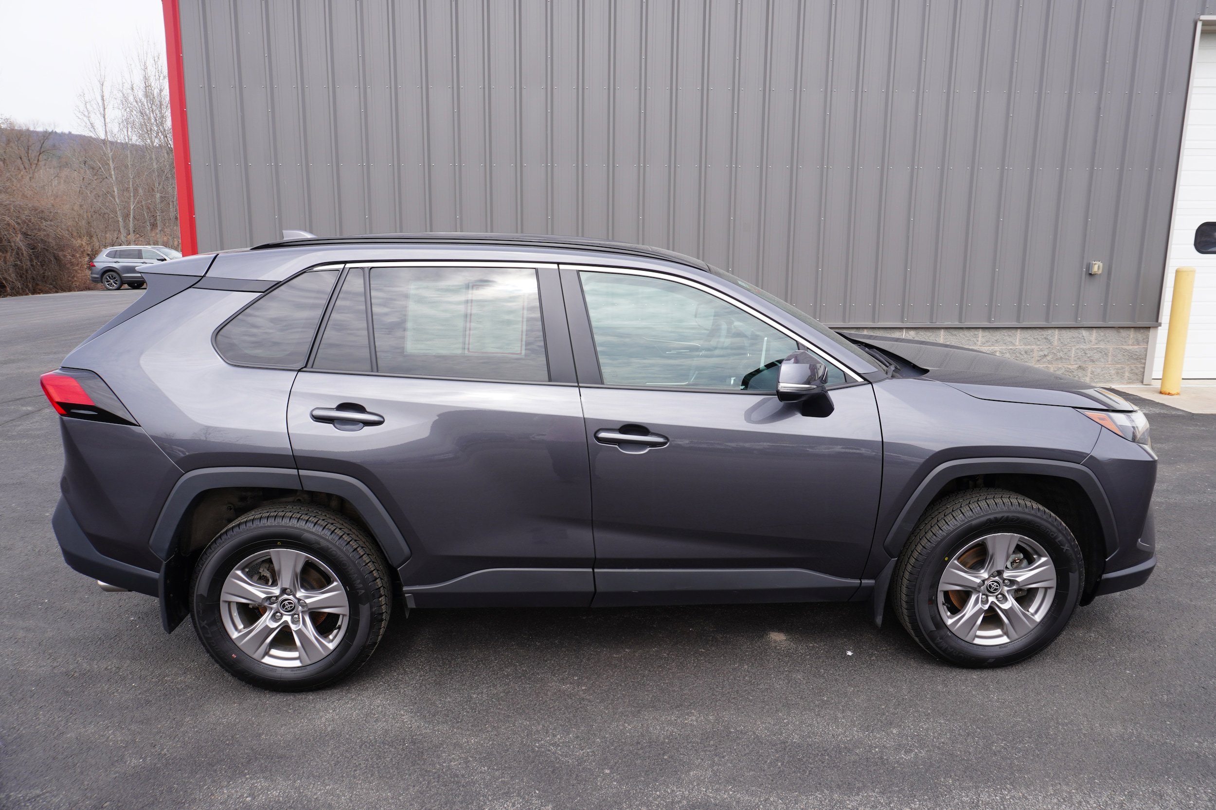 Certified 2023 Toyota RAV4 XLE w/ Convenience Package AWD/4WD image 1