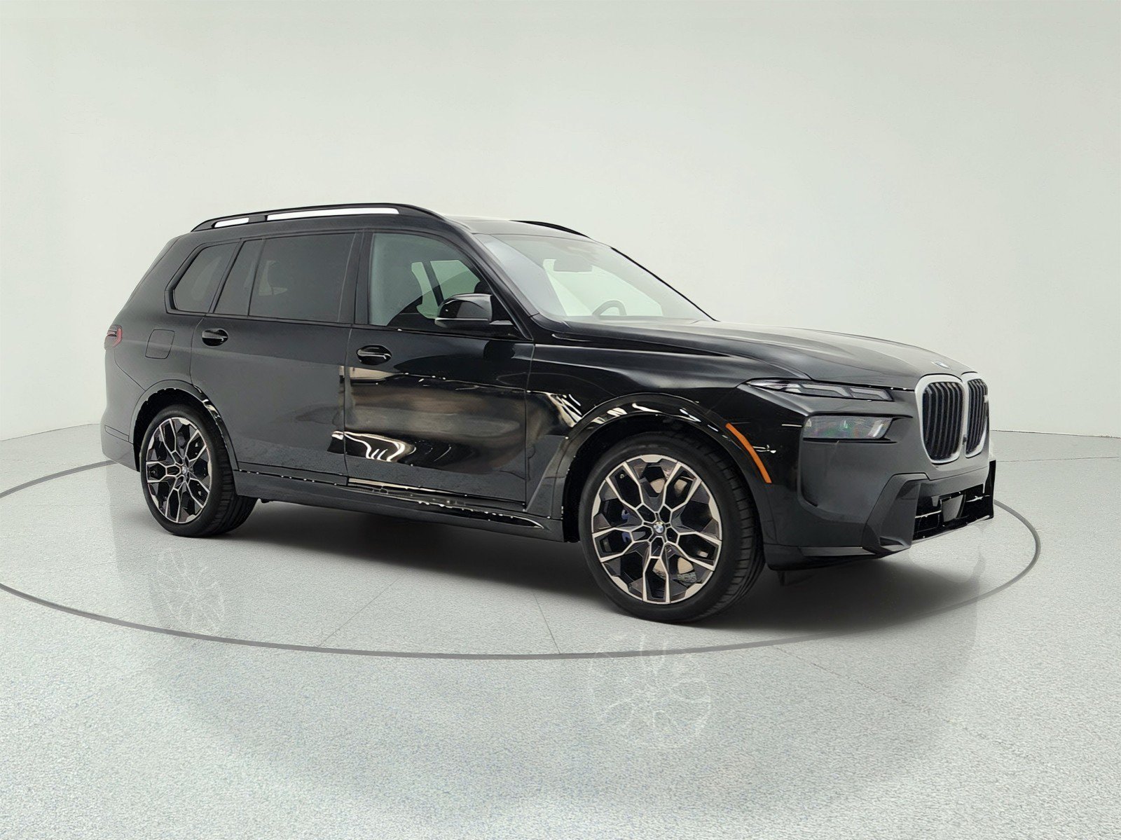 Used 2024 BMW X7 M60i AWD/4WD image 3