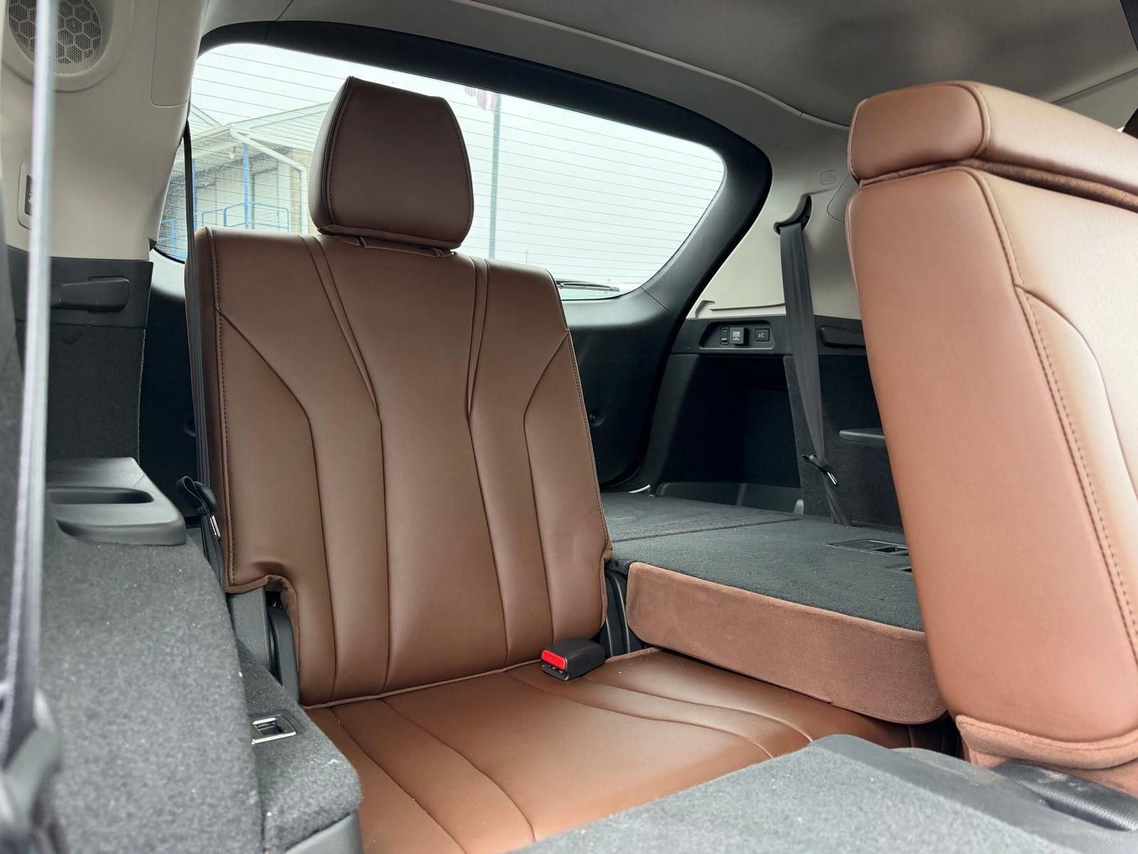 Used 2023 Acura MDX SH-AWD w/ Advance Package image 14