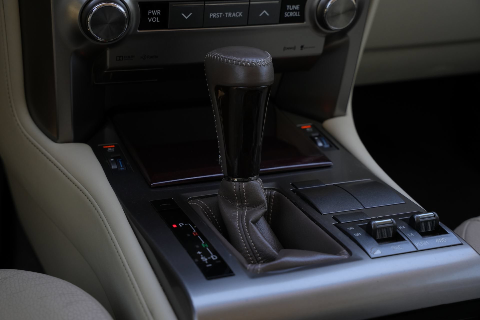 Used 2019 Lexus GX 460 Premium AWD/4WD image 14