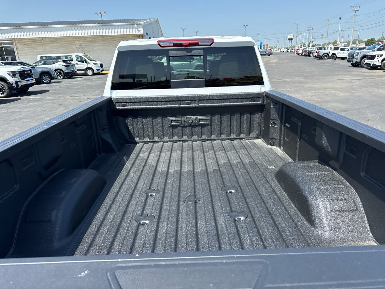 New 2026 GMC Sierra 3500 SLT w/ SLT Premium Package AWD/4WD image 24