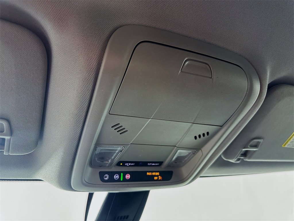 Used 2023 Chevrolet Blazer LT image 31