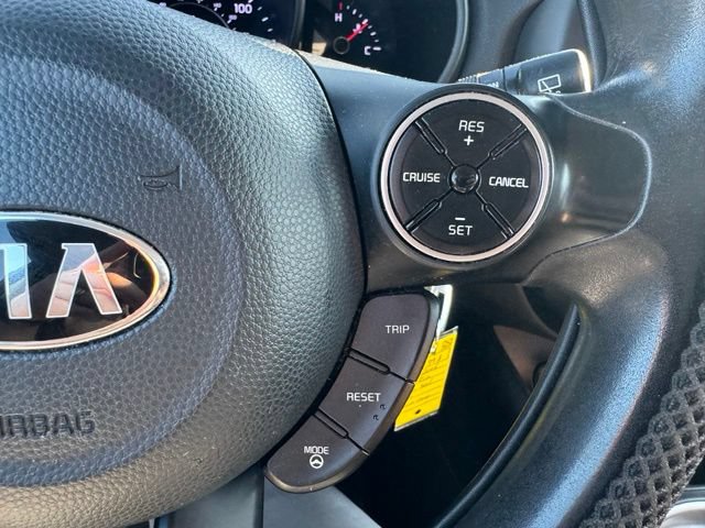 Used 2016 Kia Soul + FWD image 20