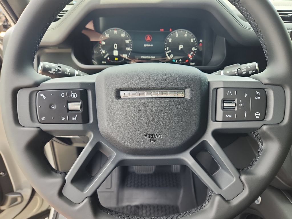 New 2026 Land Rover Defender 110 X-Dynamic SE AWD/4WD image 16