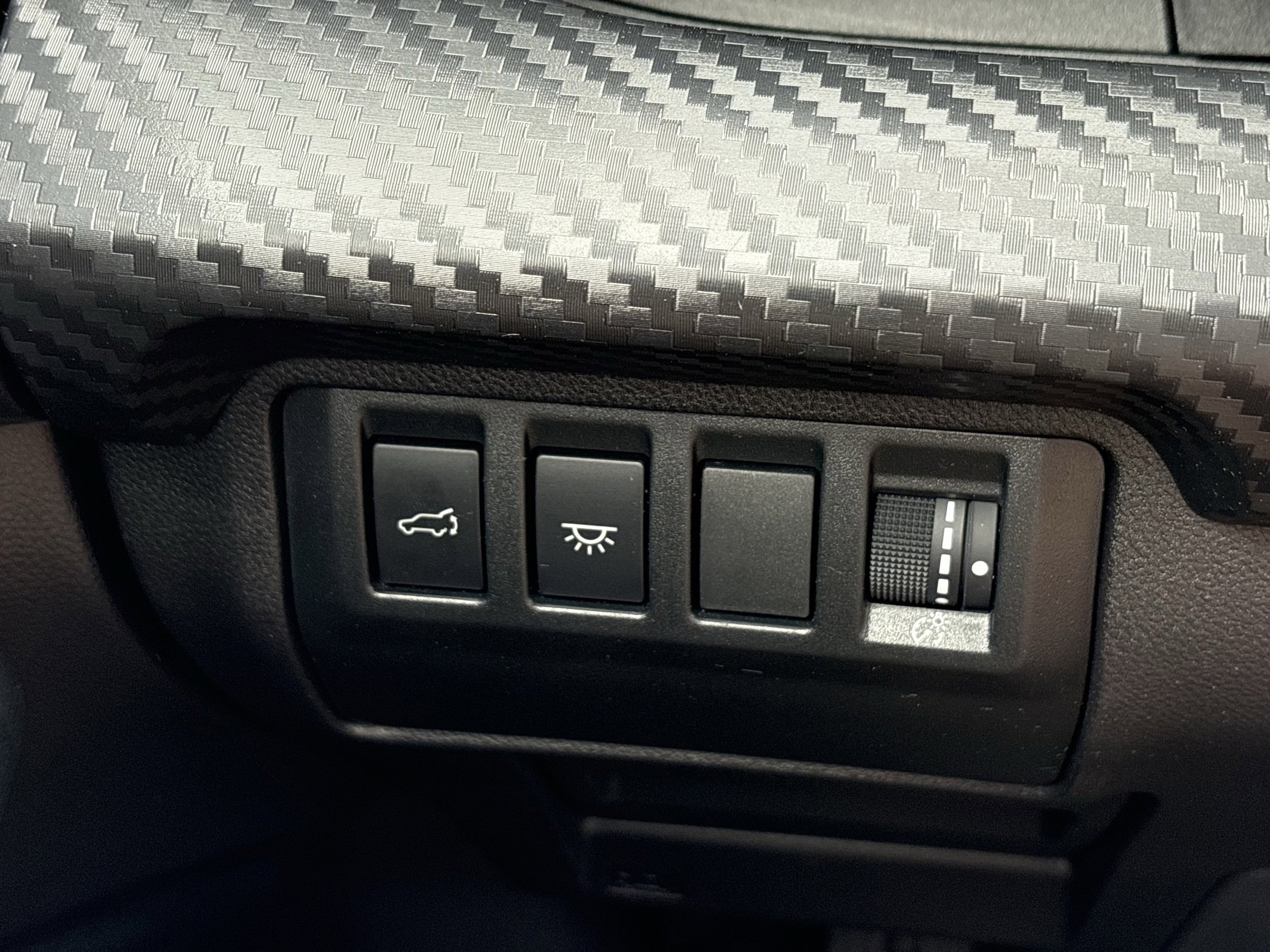 Certified 2025 Subaru Ascent Premium AWD/4WD image 17
