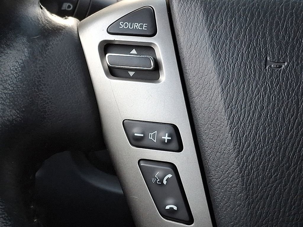 Used 2014 Nissan Titan SV w/ SV Value Truck Package image 16