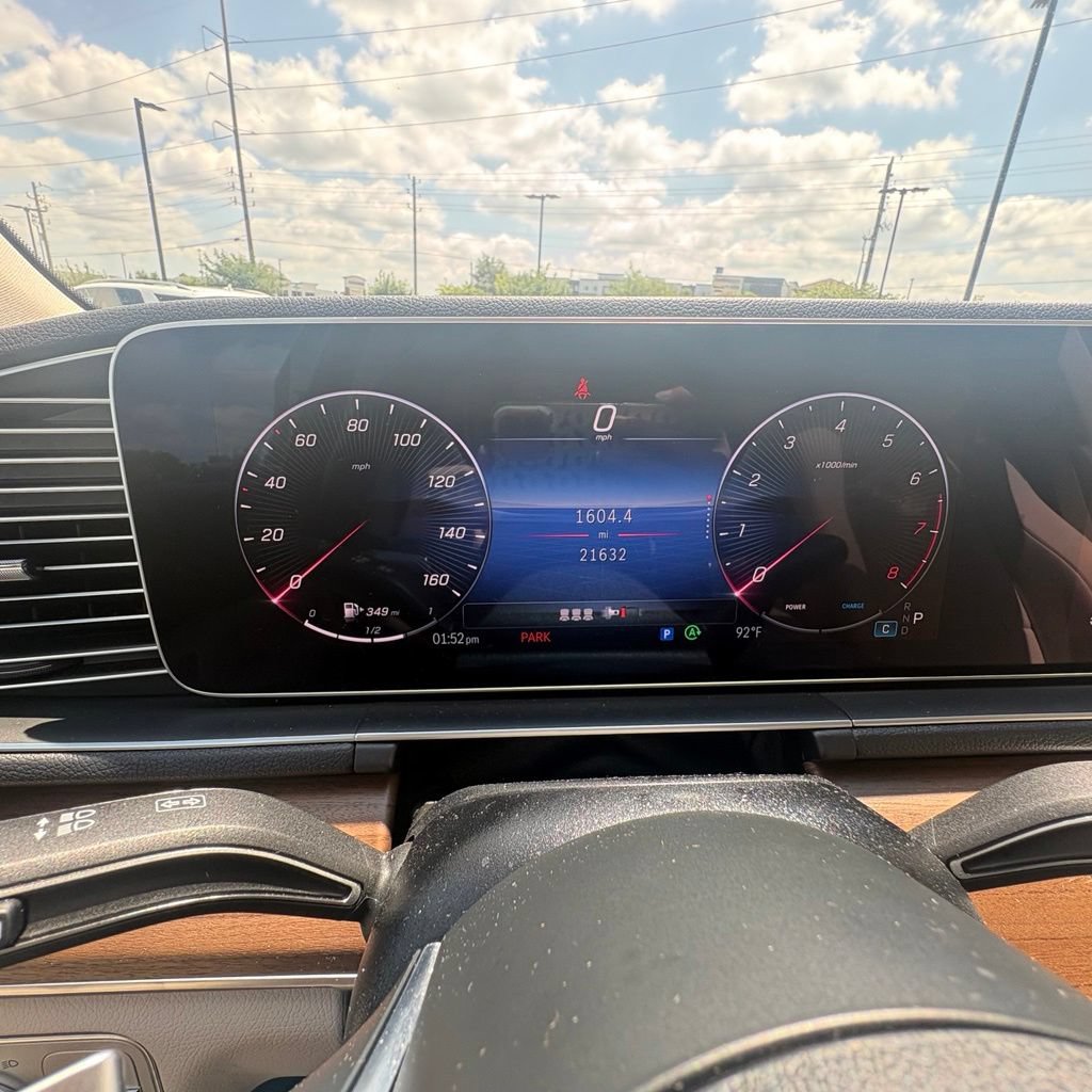 Used 2024 Mercedes-Benz GLE 350 4MATIC image 11