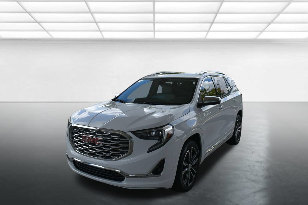 Used 2018 GMC Terrain Denali w/ Advanced Safety Package FWD image 5