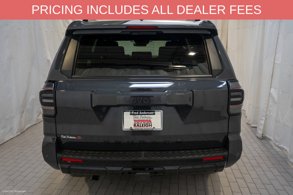 Certified 2025 Toyota 4Runner TRD Sport AWD/4WD image 4