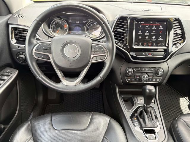 Used 2019 Jeep Cherokee Limited w/ Luxury Group FWD image 23