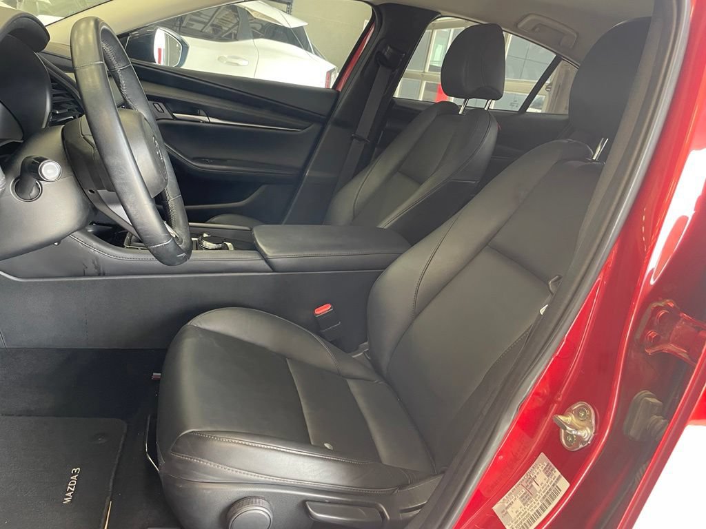 Used 2024 MAZDA MAZDA3 s FWD image 10