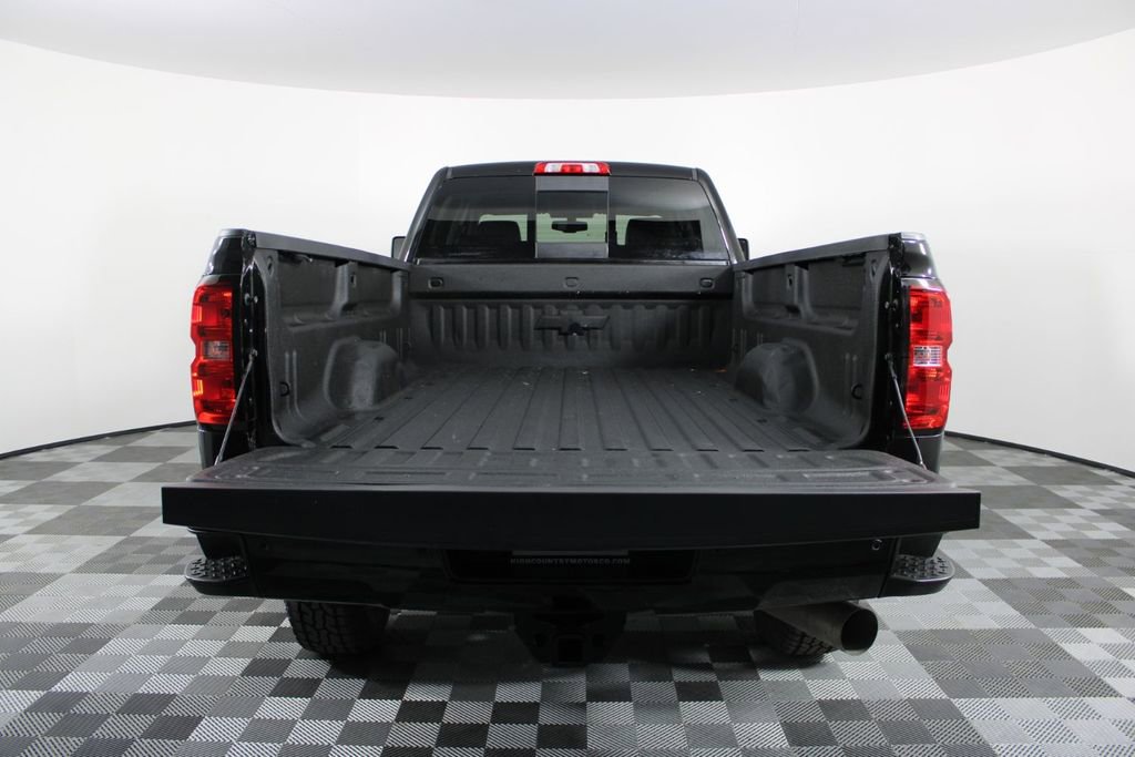 Used 2017 Chevrolet Silverado 2500 LTZ image 8