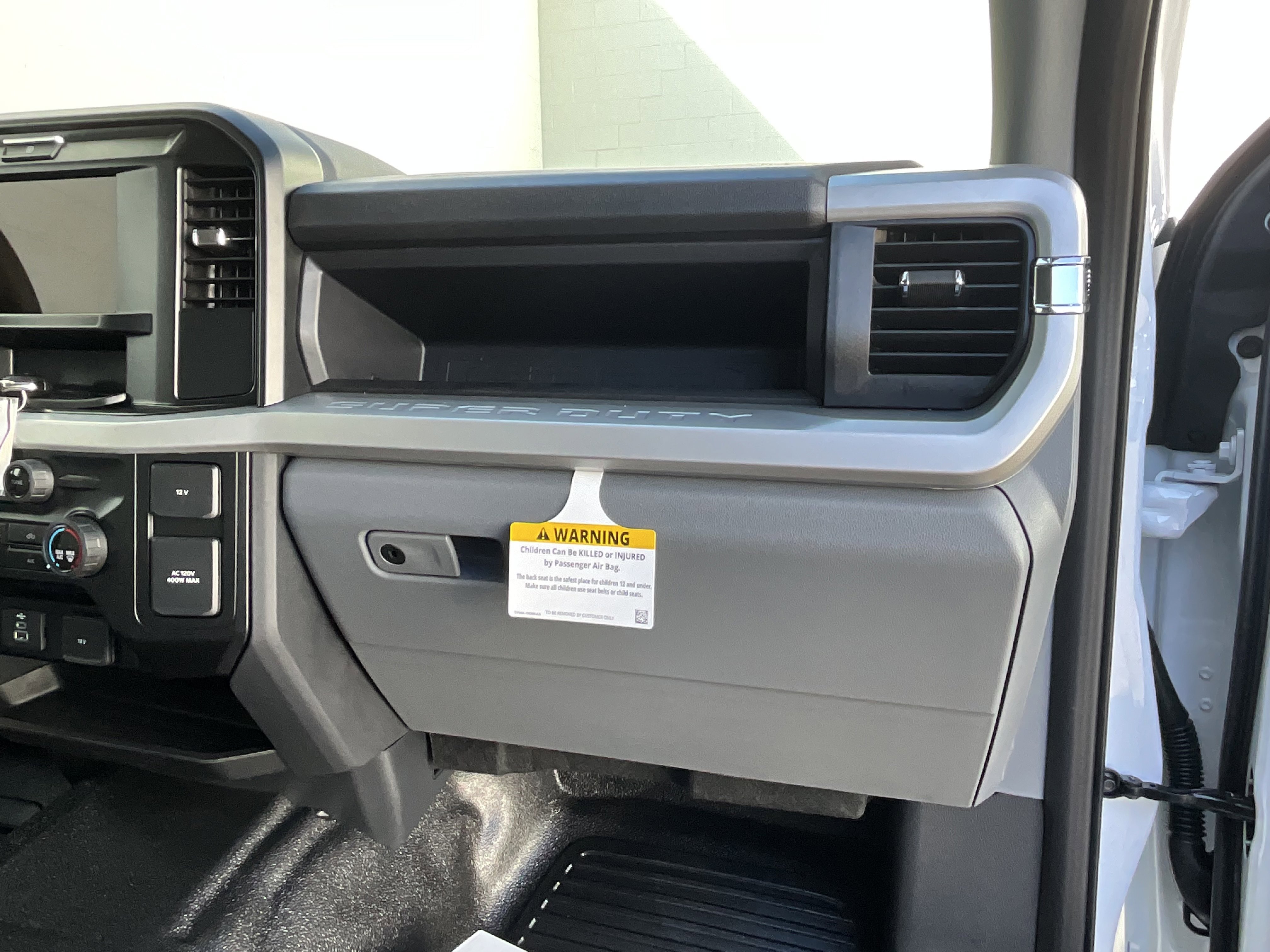 New 2026 Ford F550 4x4 Crew Cab image 30