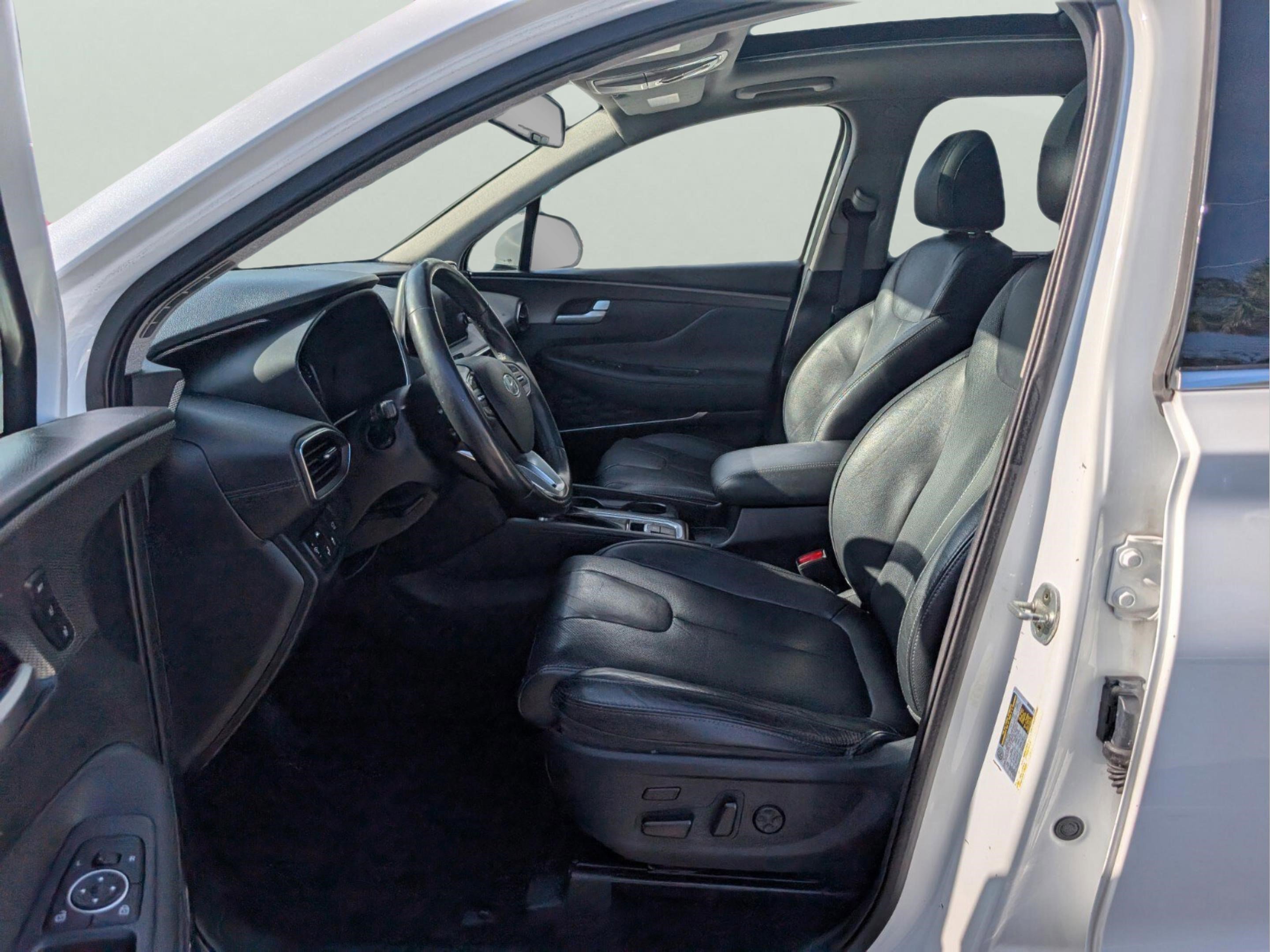 Used 2020 Hyundai Santa Fe Limited image 27