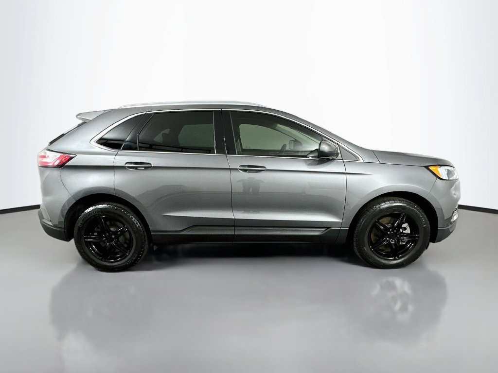 Used 2024 Ford Edge SEL w/ Convenience Package AWD/4WD image 4